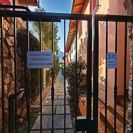 Apartment Rossana Con Piscina Brenzone sul Garda